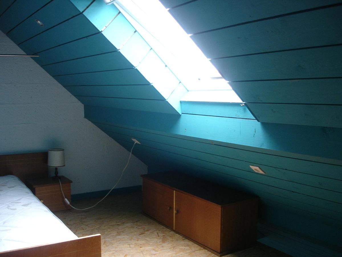 L'Appartement & Dortoir Chez Jean-Luc Baelen エクステリア 写真